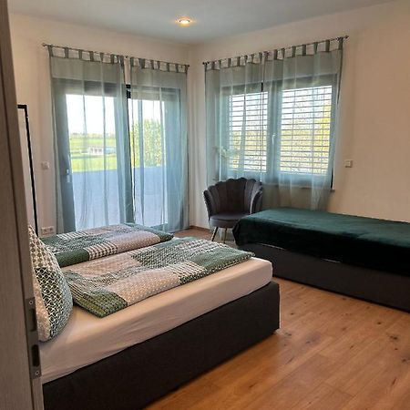 Apartment Im Sand Bad Schönborn Eksteriør billede